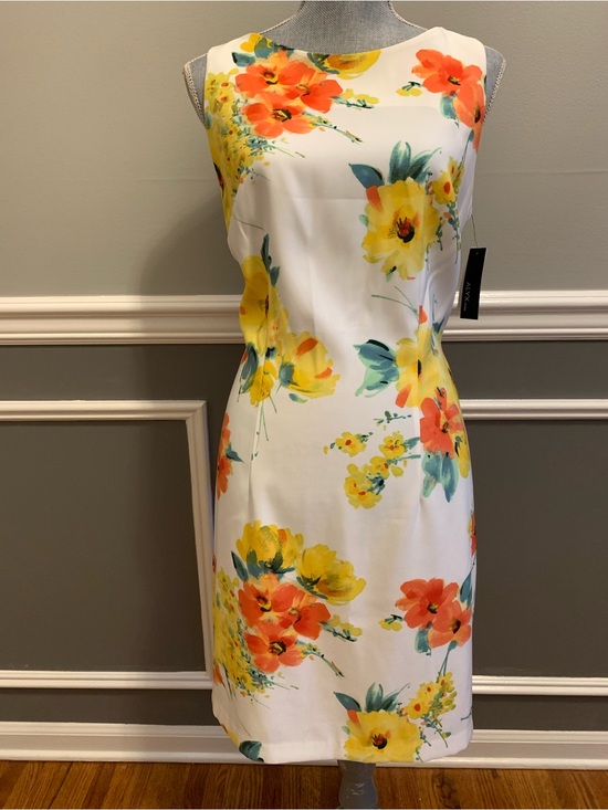 Dresses & Skirts - Alyx Floral Sheath Dress Women’s Size 10 Garden Floral Sleeveless Shift NEW